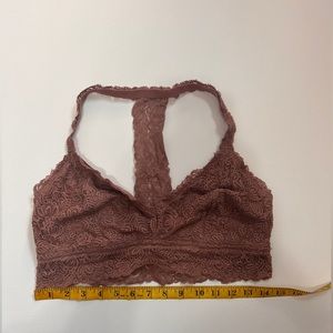 Target bralette in dusty pink